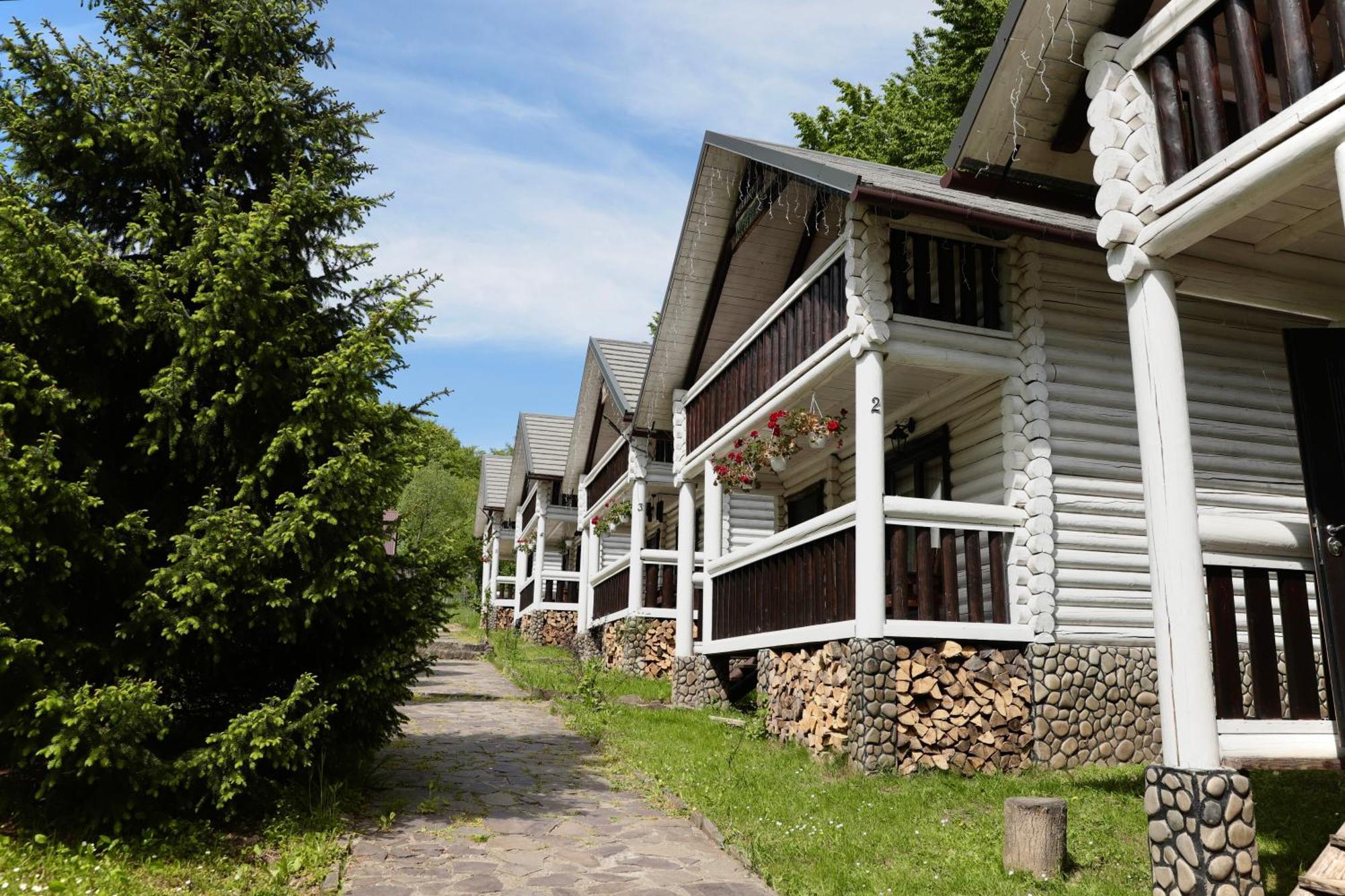База Відпочинку Forest Stream Svalyava Exterior photo